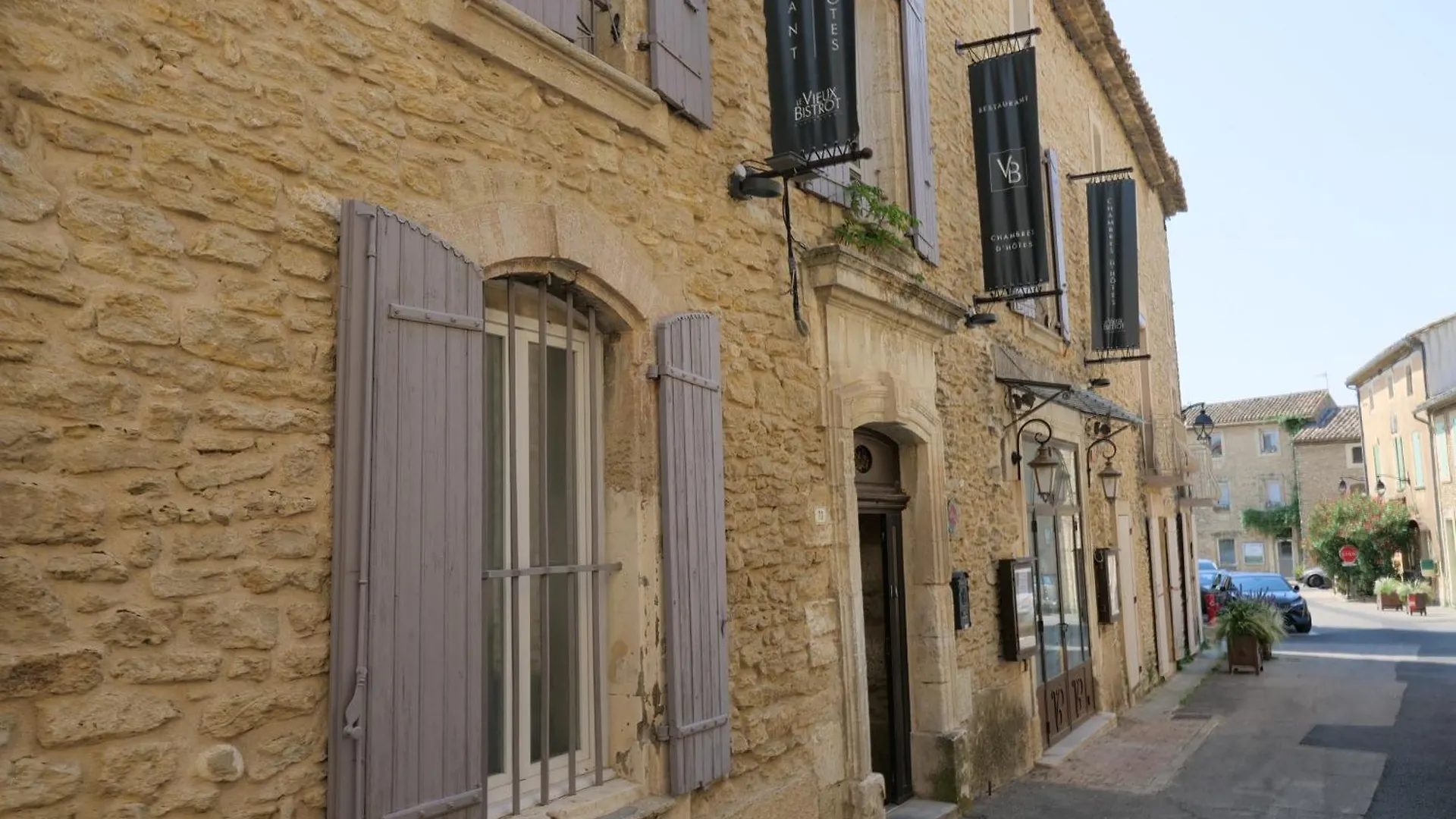 Chambres Du Vieux Bistrot Cabrieres-d'Avignon Homestay