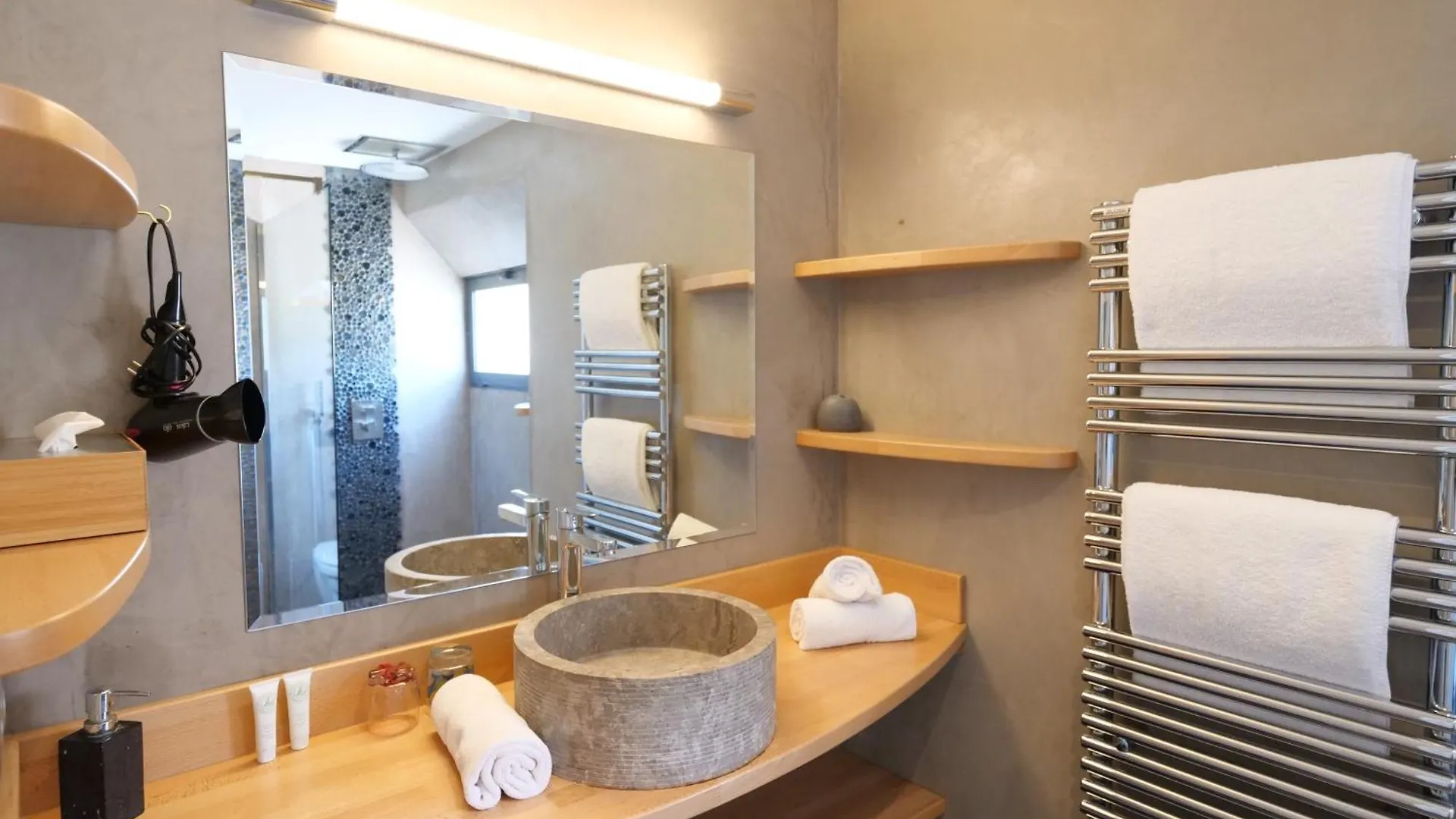 Homestay Chambres Du Vieux Bistrot Cabrieres-d'Avignon