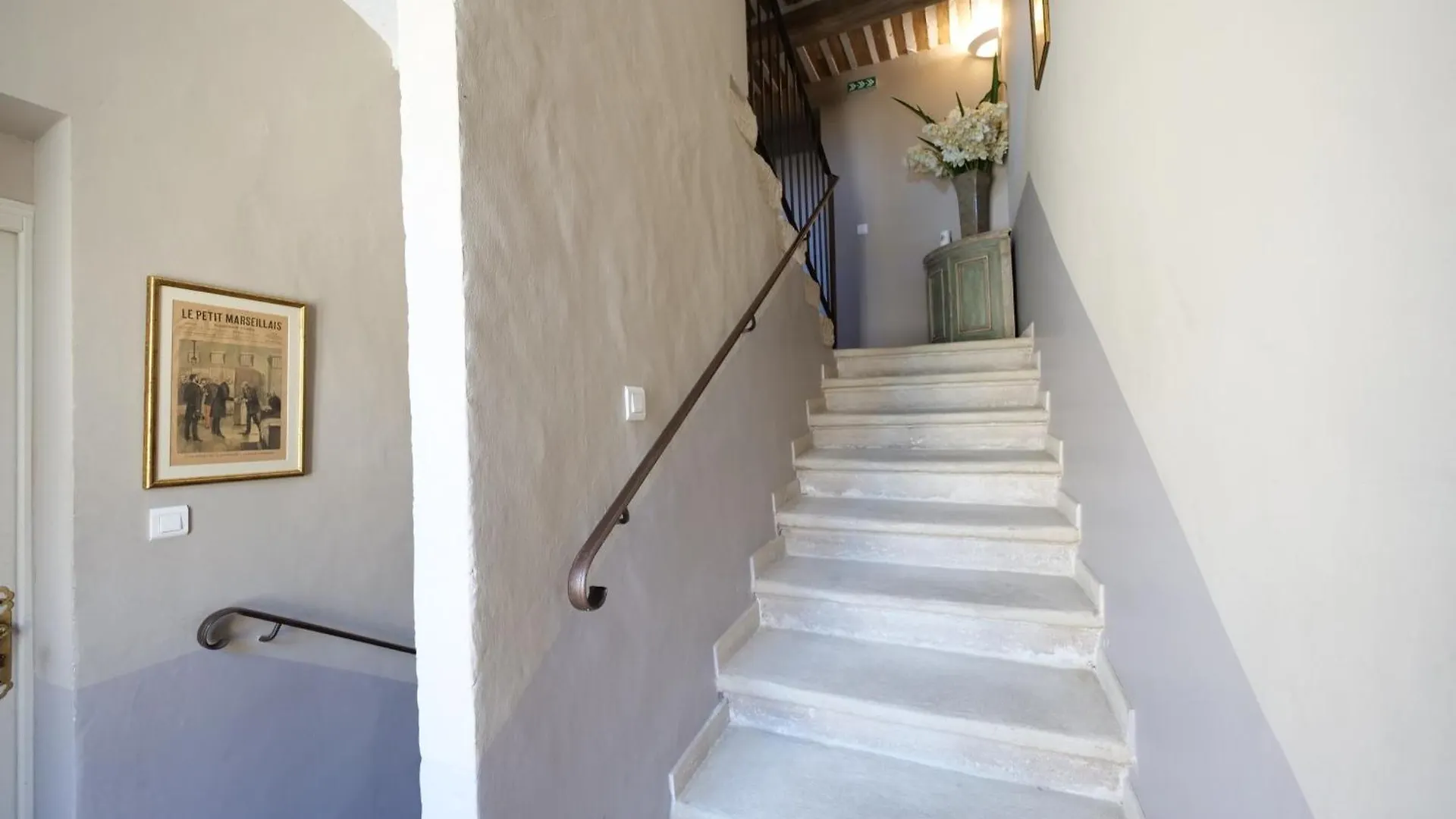 Homestay Chambres Du Vieux Bistrot Cabrieres-d'Avignon