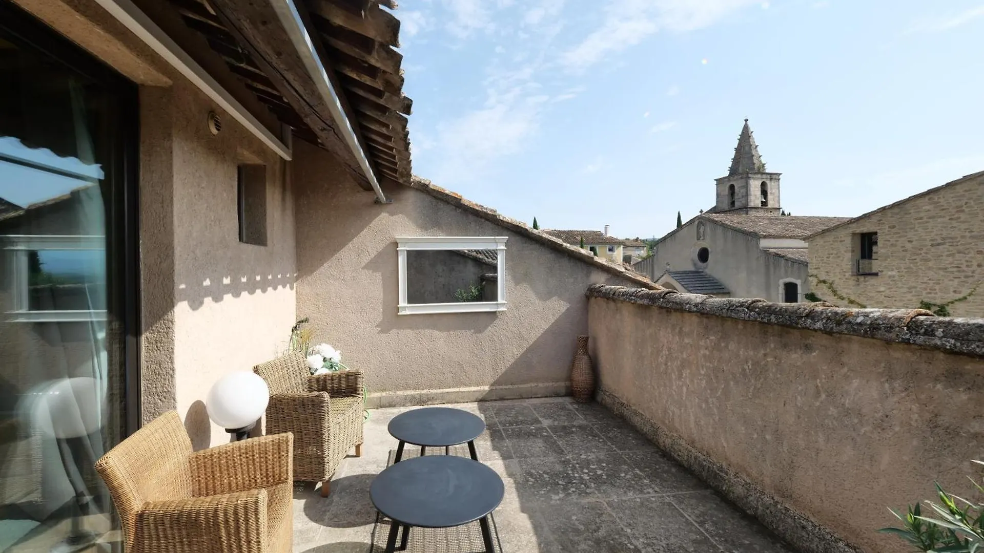 Chambres Du Vieux Bistrot Cabrieres-d'Avignon