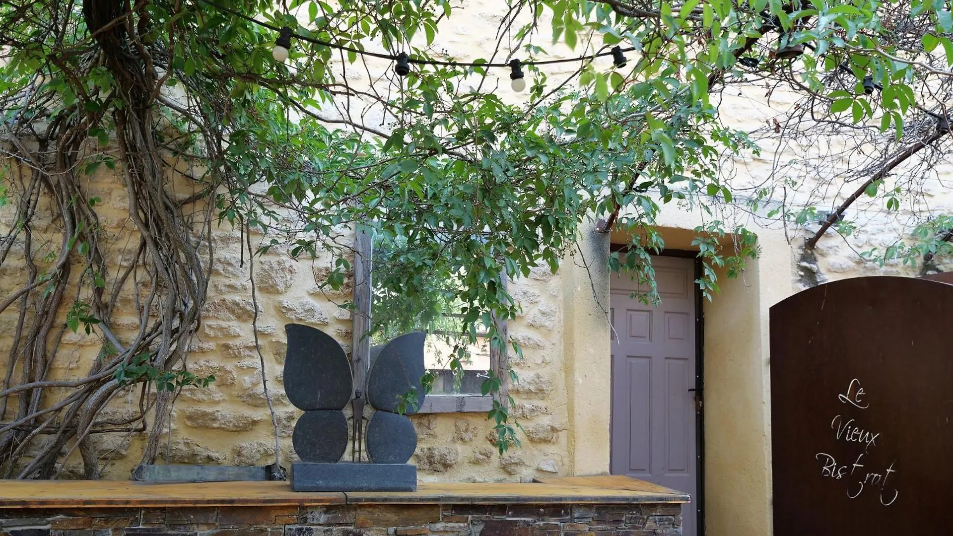 Chambres Du Vieux Bistrot Cabrieres-d'Avignon